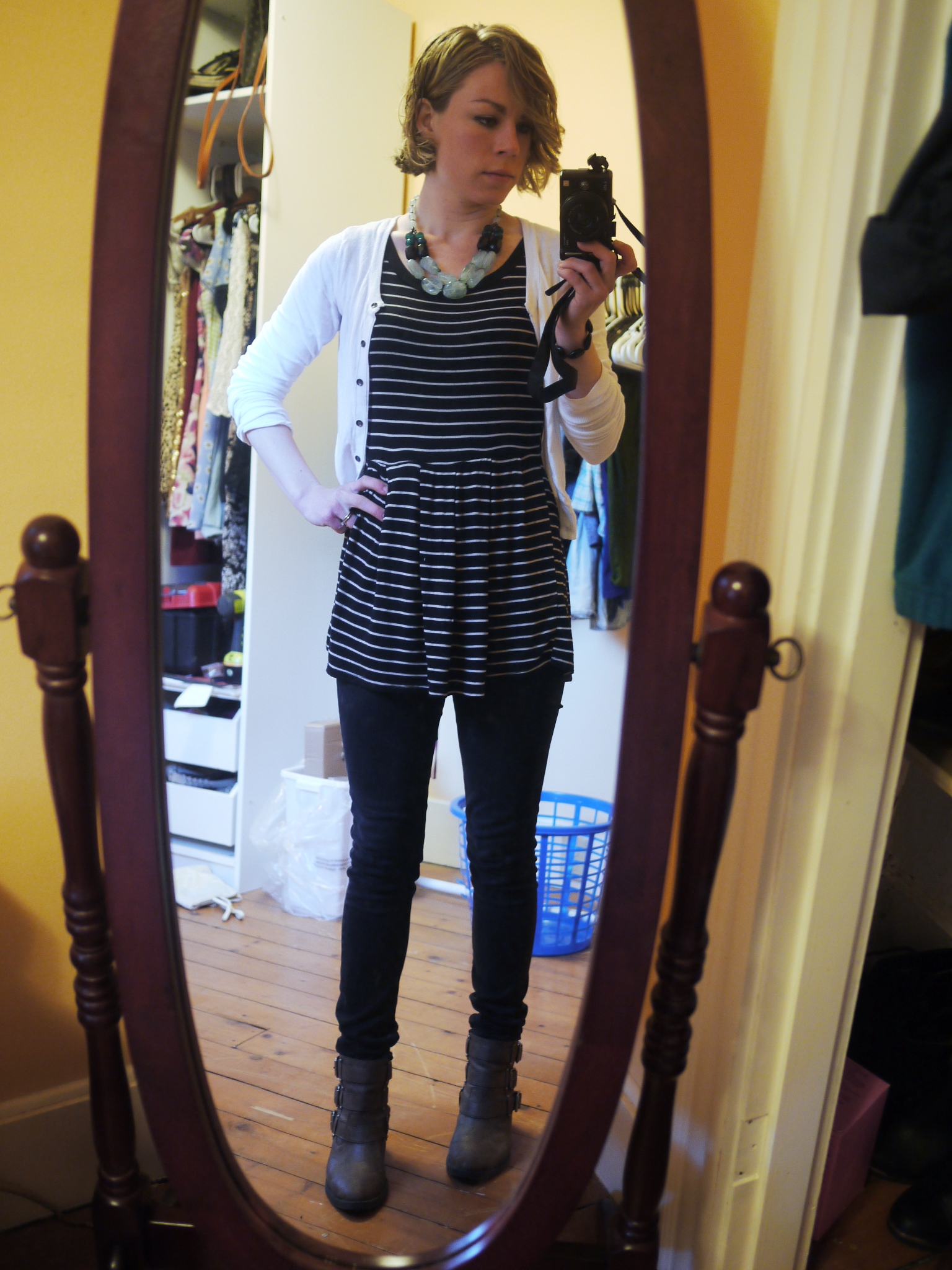 Today I wore my American Eagle jeans, a thrifted top and cardigan, my ...